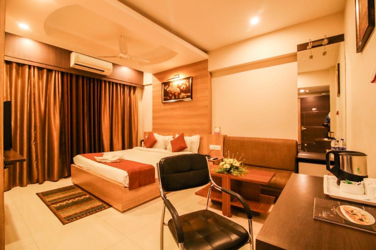 The Mahal Inn Jamshedpur Exterior photo