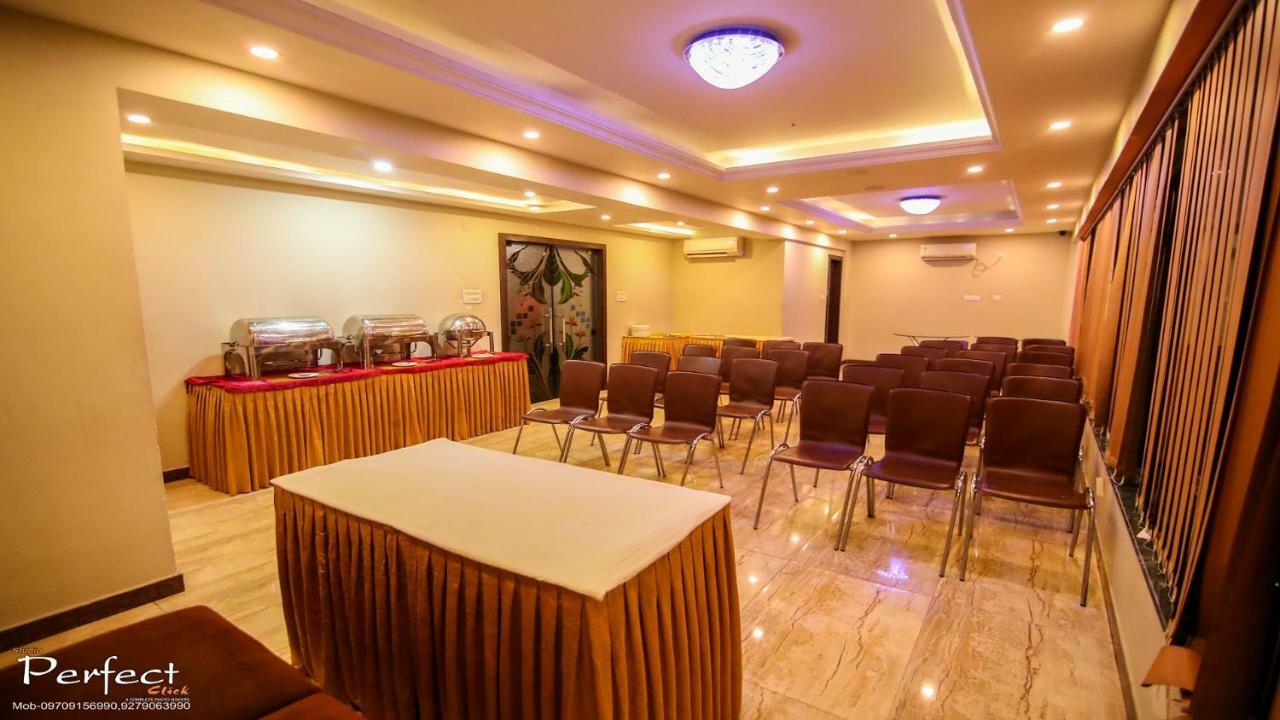 The Mahal Inn Jamshedpur Exterior photo