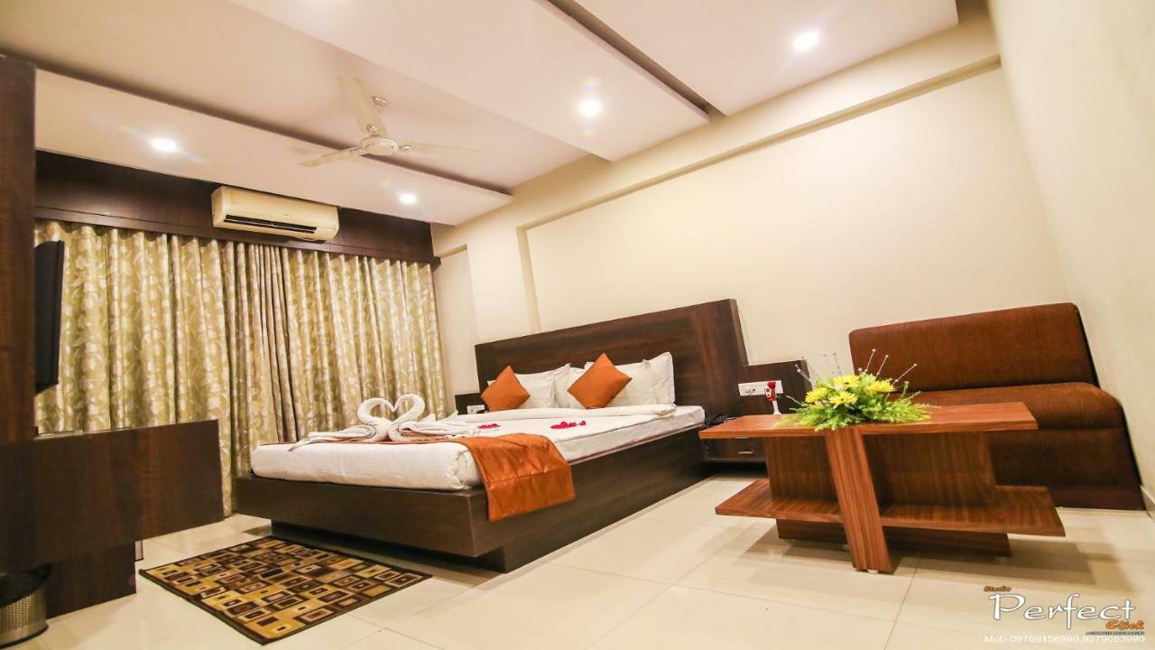 The Mahal Inn Jamshedpur Exterior photo